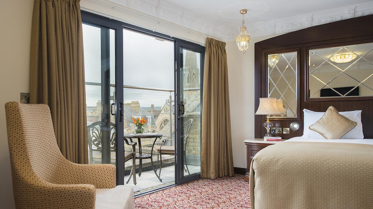The George Street Hotel Oxford Exterior foto A room at the hotel